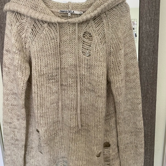 New Pam&Gela distressed sweater. Trendy and edgy soft sweater with hood. Size M - Picture 2 of 5